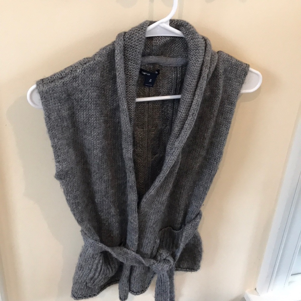 GAP kids sweater vest